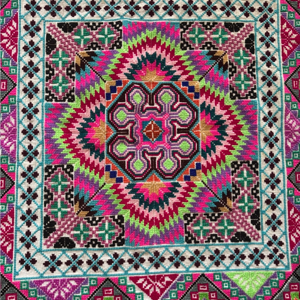 Hand Made Patterned Tapestry - Picture 2 of 2